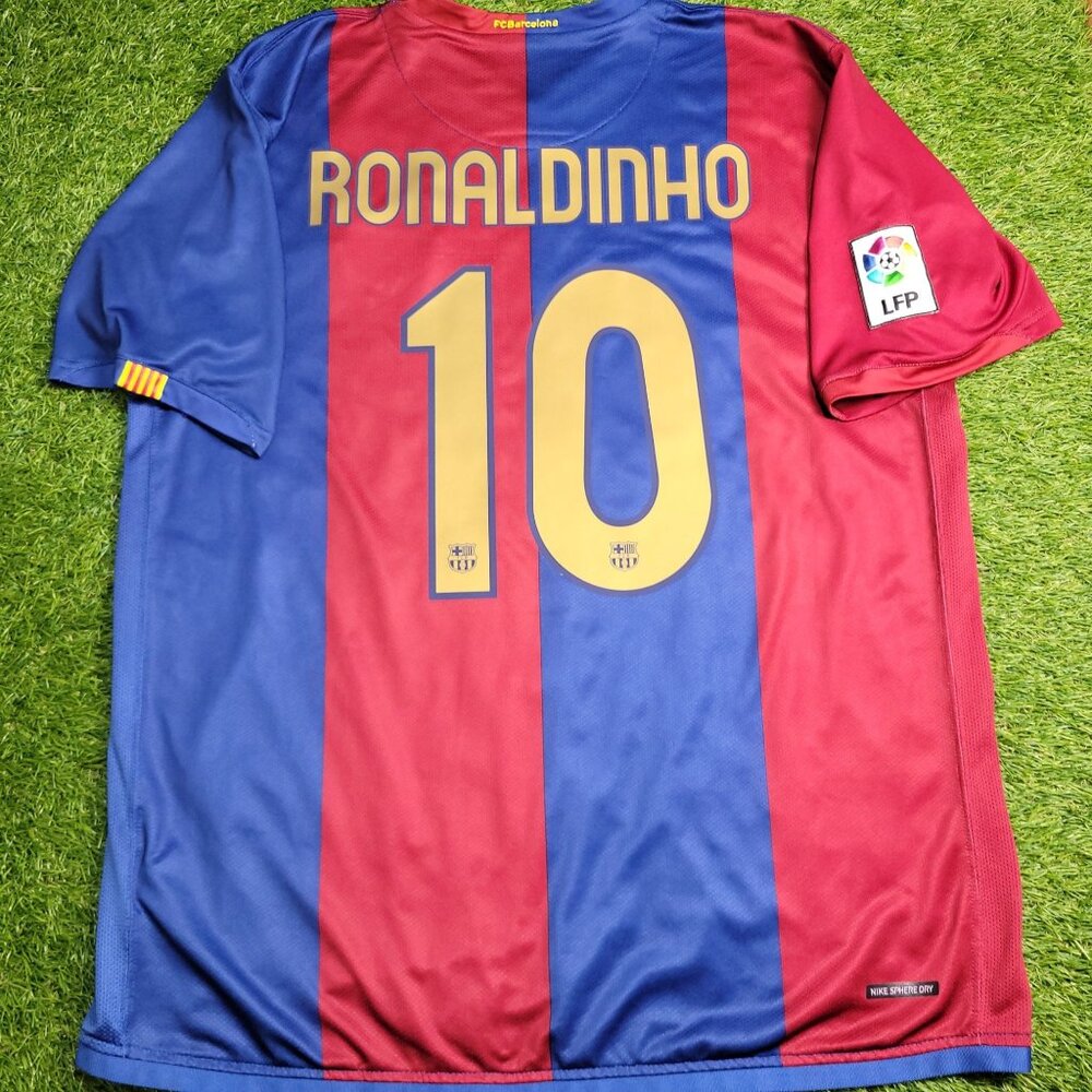 Ronaldinho Barcelona 2006 2007 Home Soccer Jersey Shirt XL SKU# F6AOM 146980